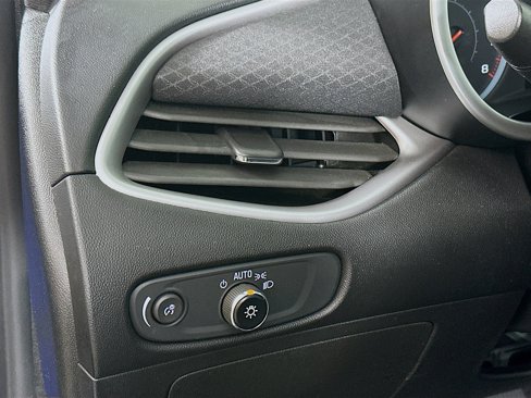 Used 2023 Chevrolet Malibu LT image 10