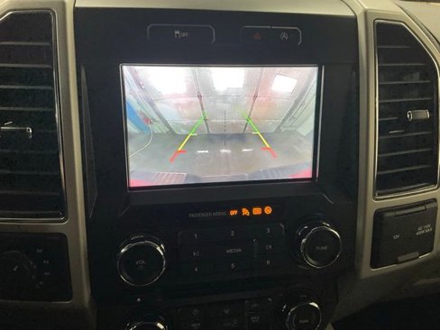 Used 2018 Ford F150 Lariat image 15