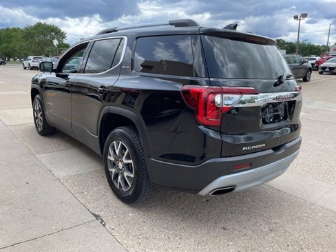 Used 2022 GMC Acadia SLE w/ Driver Convenience Package image 9