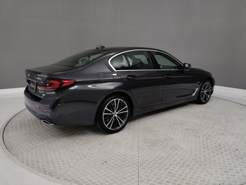 Used 2022 BMW 530e w/ Convenience Package image 6