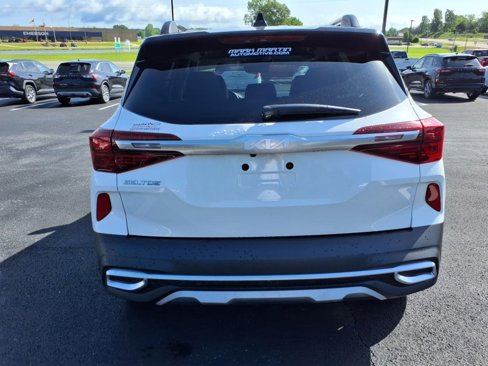 Used 2023 Kia Seltos Nightfall Edition image 4