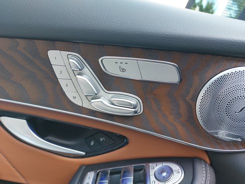 Used 2020 Mercedes-Benz GLC 300 image 28