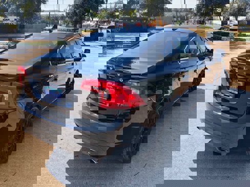 Used 2016 Volvo S60 T5 Premier image 6