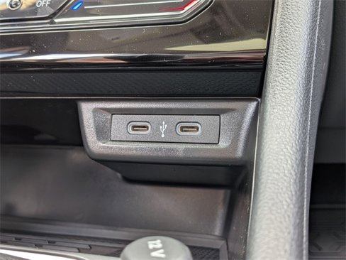 New 2025 Volkswagen Jetta SE image 20