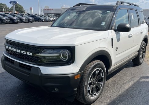 New 2025 Ford Bronco Sport Outer Banks image 4