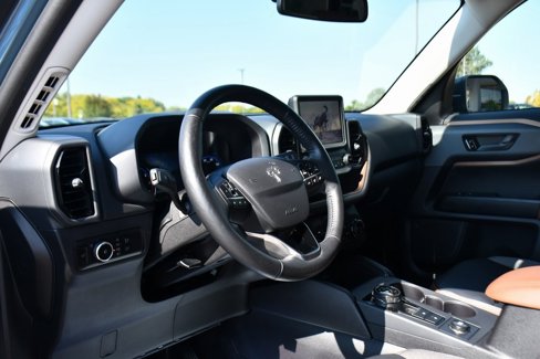 Used 2023 Ford Bronco Sport Outer Banks image 11