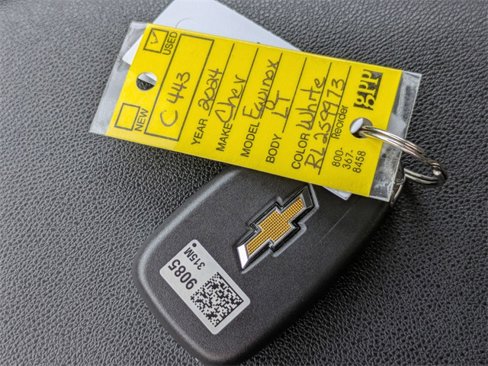Used 2024 Chevrolet Equinox LT image 34