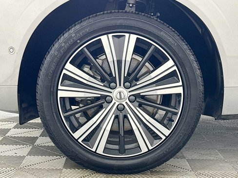 Certified 2022 Volvo XC60 B5 Inscription w/ Advanced Package image 29