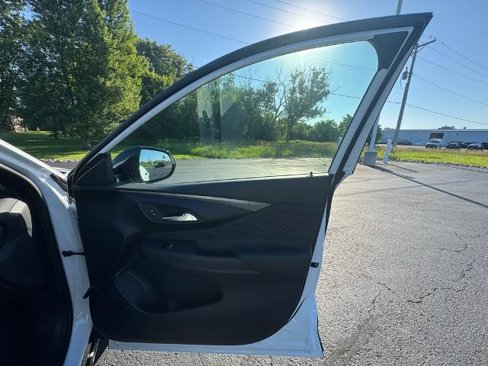 New 2025 Buick Envista Sport Touring w/ Convenience I Package image 18
