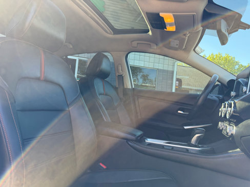 Used 2023 Nissan Sentra SR w/ SR Premium Package image 11