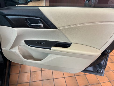 Used 2014 Honda Accord EX-L image 15