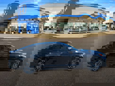 Used 2018 Kia Stinger image 9