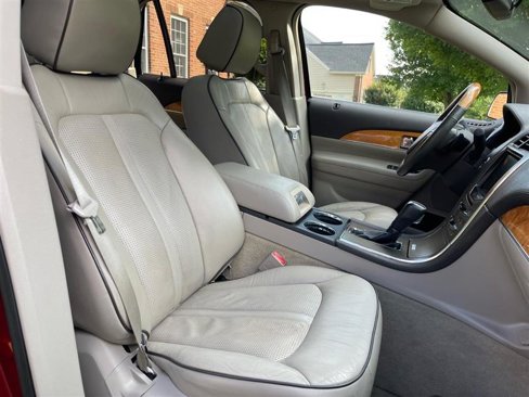 Used 2014 Lincoln MKX AWD w/ Equipment Group 101A image 55
