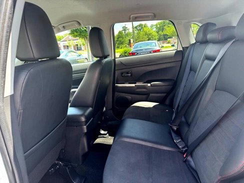 Used 2022 Mitsubishi Outlander Sport SE image 24