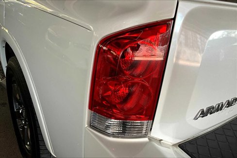 Used 2014 Nissan Armada Platinum w/ Platinum Reserve Package image 28