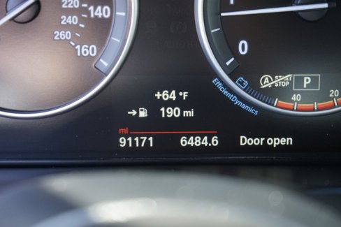 Used 2017 BMW X5 xDrive35d image 12