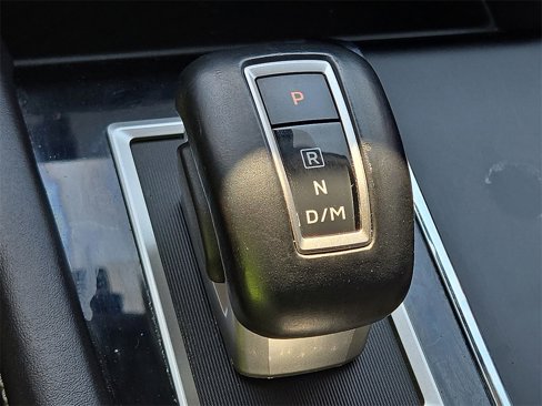 Used 2024 Mitsubishi Outlander SE image 28