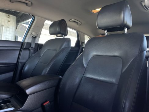 Used 2017 Hyundai Tucson SE Plus w/ Cargo Package image 19