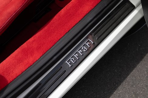 Used 2023 Ferrari F8 Tributo image 25