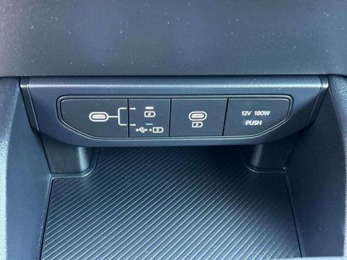 Used 2025 Kia K4 image 23