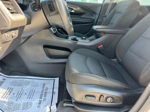 Used 2023 GMC Terrain SLE w/ Driver Convenience Package image 24