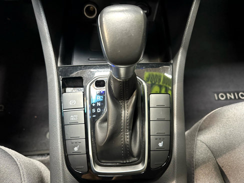 Used 2022 Hyundai Ioniq SEL image 60