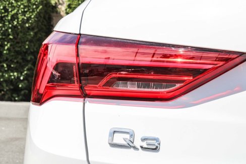 Used 2022 Audi Q3 2.0T Premium w/ Convenience Package image 9
