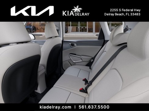 New 2025 Kia Soul LX image 18