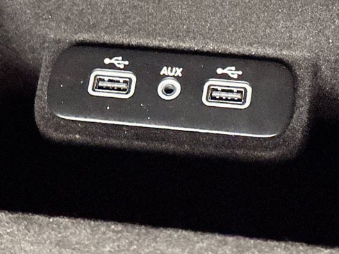 Used 2017 Chrysler 300 S image 36