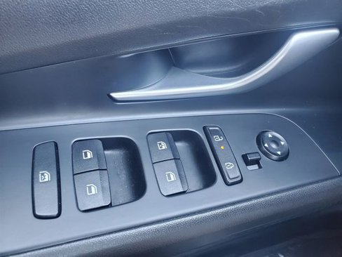 Used 2024 Hyundai Elantra SEL image 26