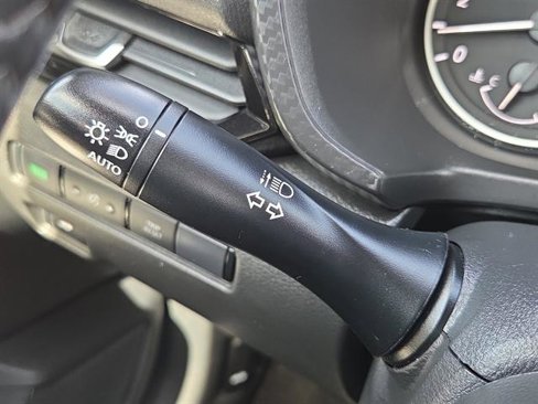 Used 2022 Nissan Sentra SV image 31