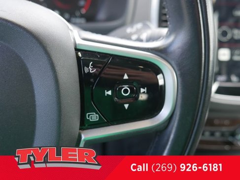 Used 2018 Volvo XC90 T6 Momentum w/ Convenience Package image 28