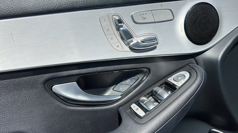 Used 2020 Mercedes-Benz GLC 300 4MATIC image 15