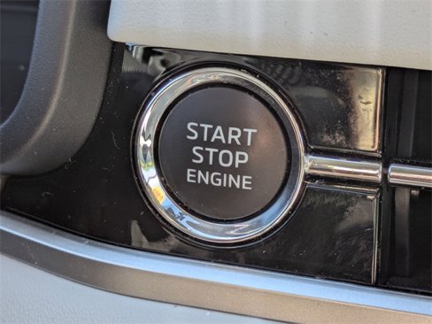 Used 2023 Mitsubishi Outlander SEL image 16