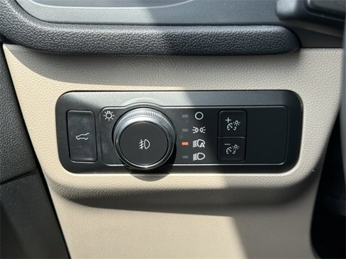 Certified 2022 Ford Escape SEL image 21