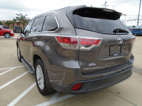 Used 2016 Toyota Highlander XLE image 8
