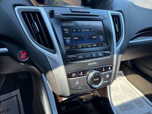 Used 2015 Acura TLX w/ Technology Package image 18