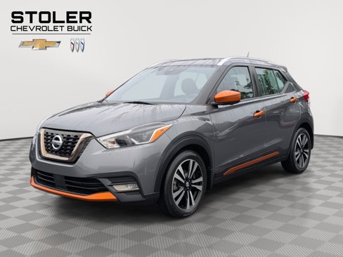 Used 2020 Nissan Kicks SR w/ SR Premium Package image 2