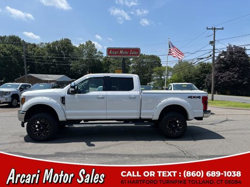 Used 2017 Ford F250 Lariat w/ Lariat Ultimate Package image 2