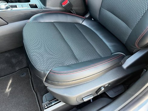 New 2025 Ford Escape ST-Line w/ Tech Pack #1 image 9