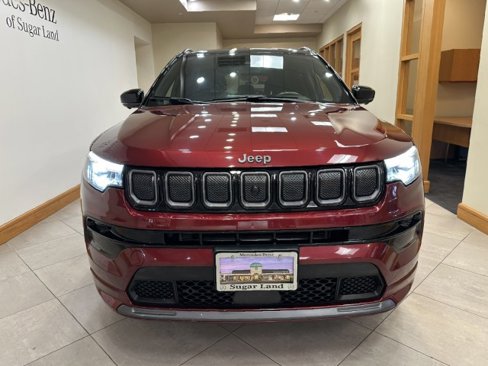 Used 2022 Jeep Compass High Altitude image 2