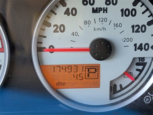 Used 2014 Nissan Frontier Desert Runner image 27