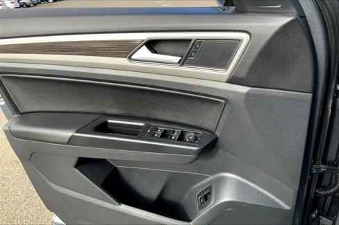 Used 2019 Volkswagen Atlas SE w/ Panoramic Sunroof Package image 21