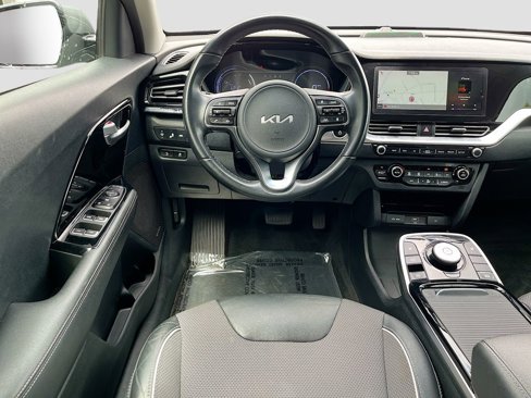 Used 2022 Kia Niro EX image 21