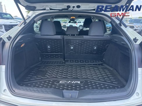 Used 2020 Toyota C-HR LE image 29