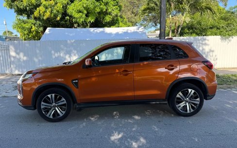 Used 2020 Mitsubishi Outlander Sport SE image 3