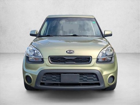 Used 2013 Kia Soul + w/ Audio Pkg image 2