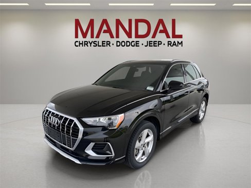 Used 2021 Audi Q3 2.0T Premium image 2