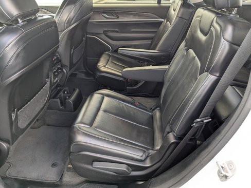 Used 2021 Jeep Grand Cherokee L Limited image 30