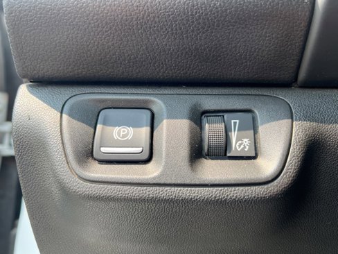 Used 2019 GMC Acadia SLT image 11